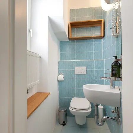 Julija&robert's Riverview And Homestay *