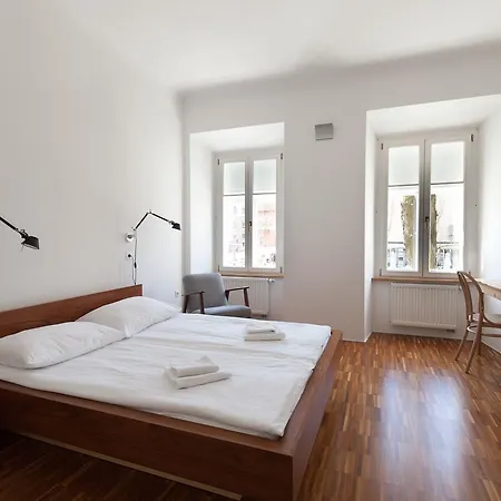 Julija&robert's Riverview And Homestay Ljubljana