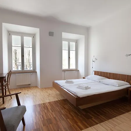 Julija&robert's Riverview And Ubytování v soukromí Lublaň